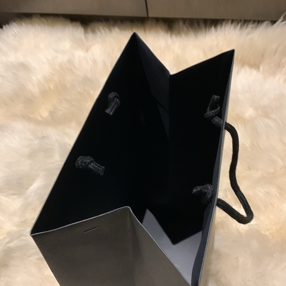 Gucci paper shopping bag Authentic - Picture 5 of 7